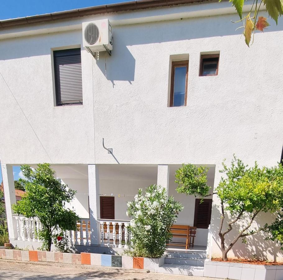 Holiday Home Jukic Pr Seline Exterior photo